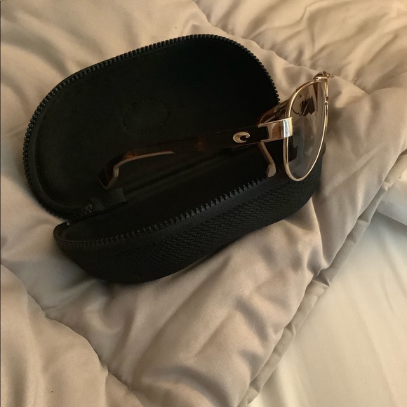 Women’s coast to polarize sunglasses - Picture 4 of 4